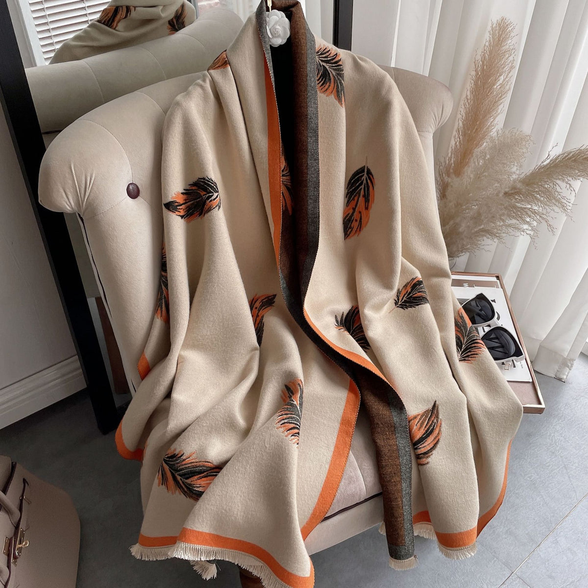Xale Cachecol Grosso e Quentinho Estilo Cashmere com Franjas Curtas