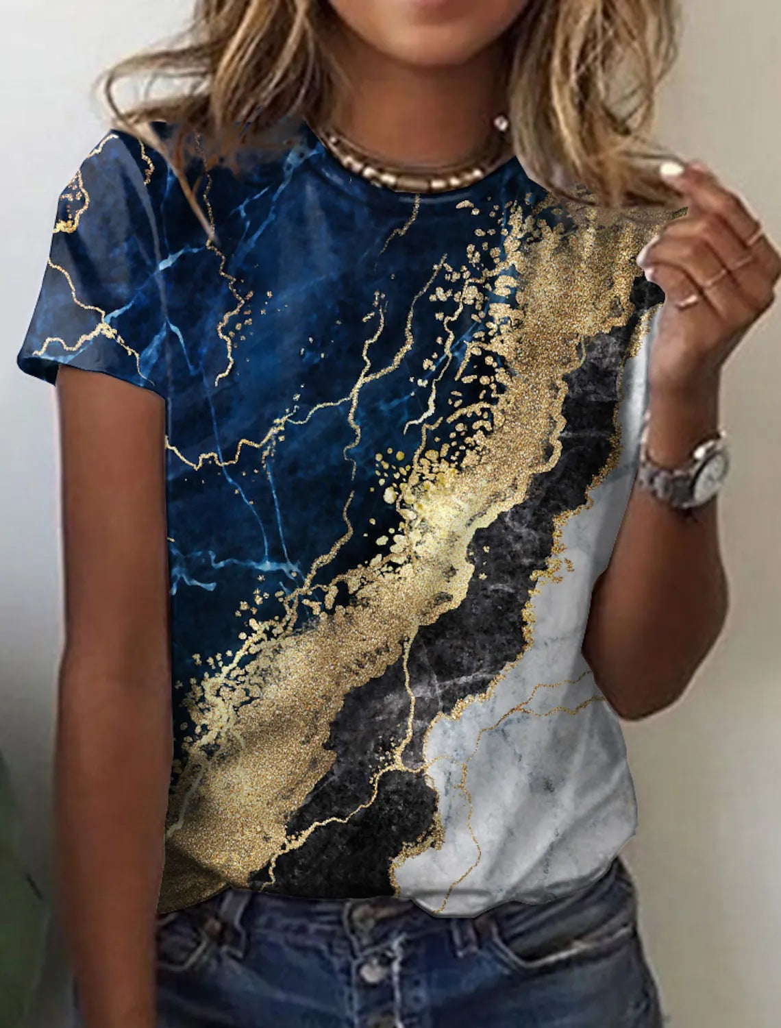Camiseta de Manga Curta com Estampa Abstrata Retrô Feminina