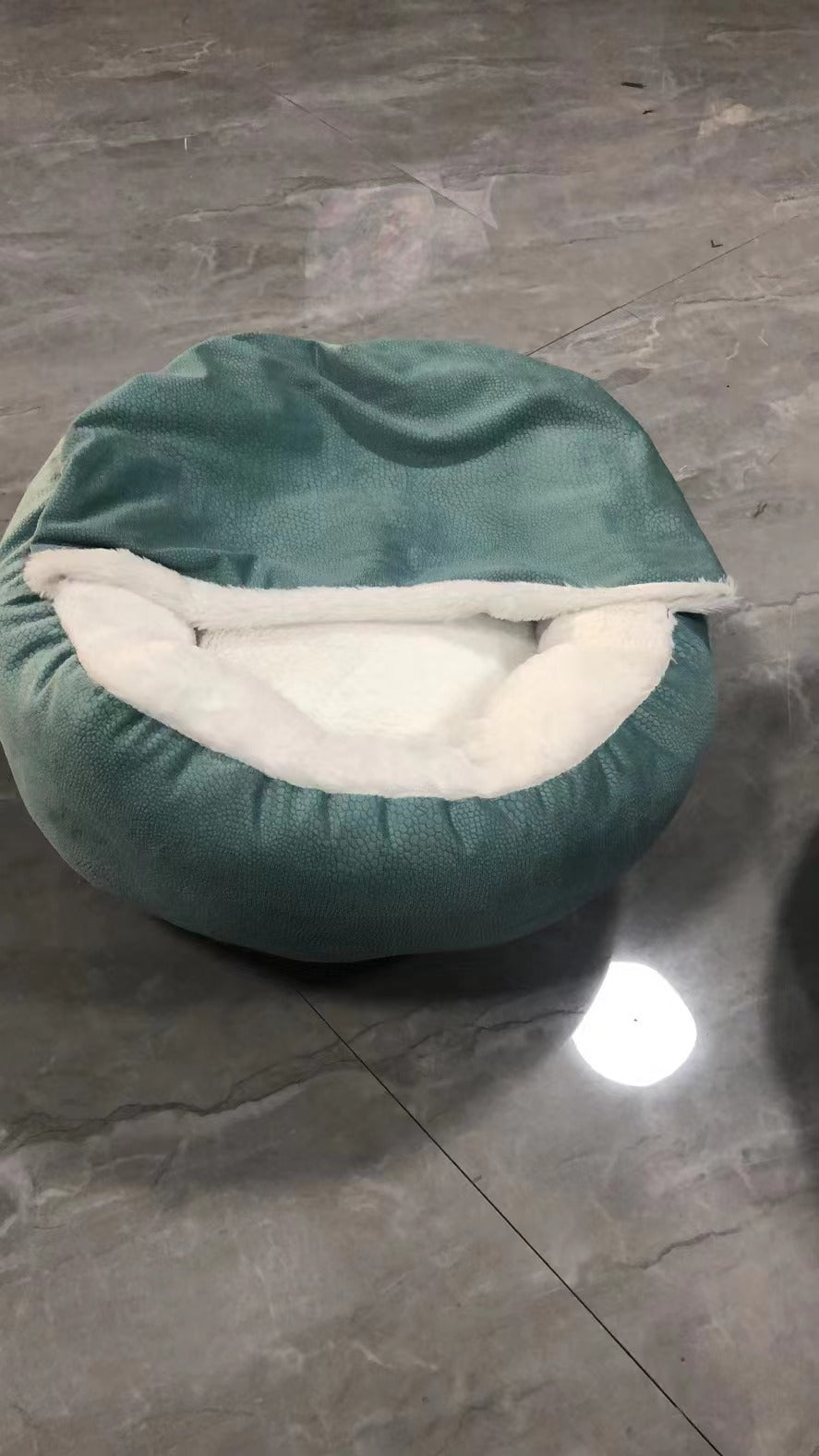 Cama com Edredom para Gatos e Cães