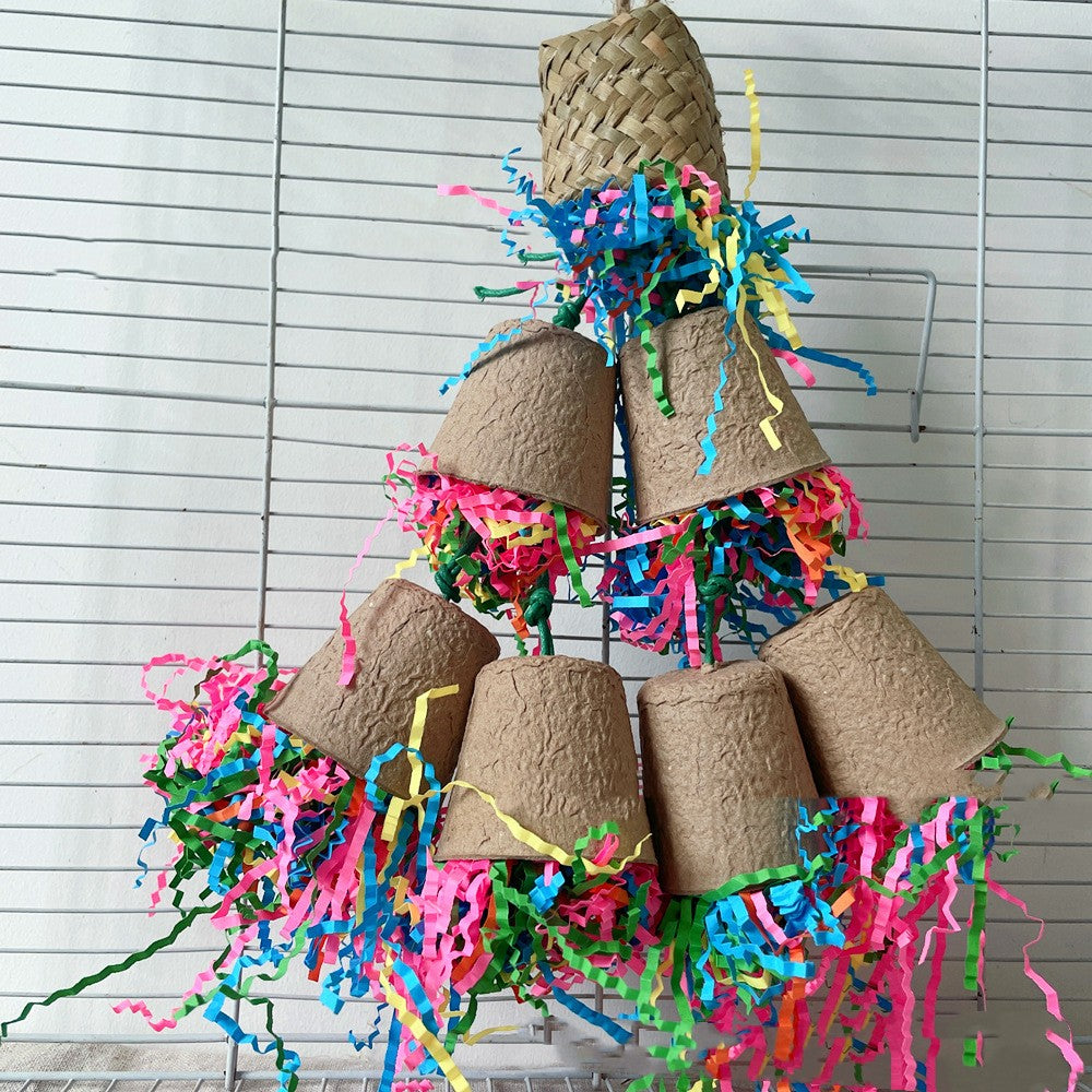 Brinquedo de Roer em Copo de Papel e Palha Trançada para Papagaios