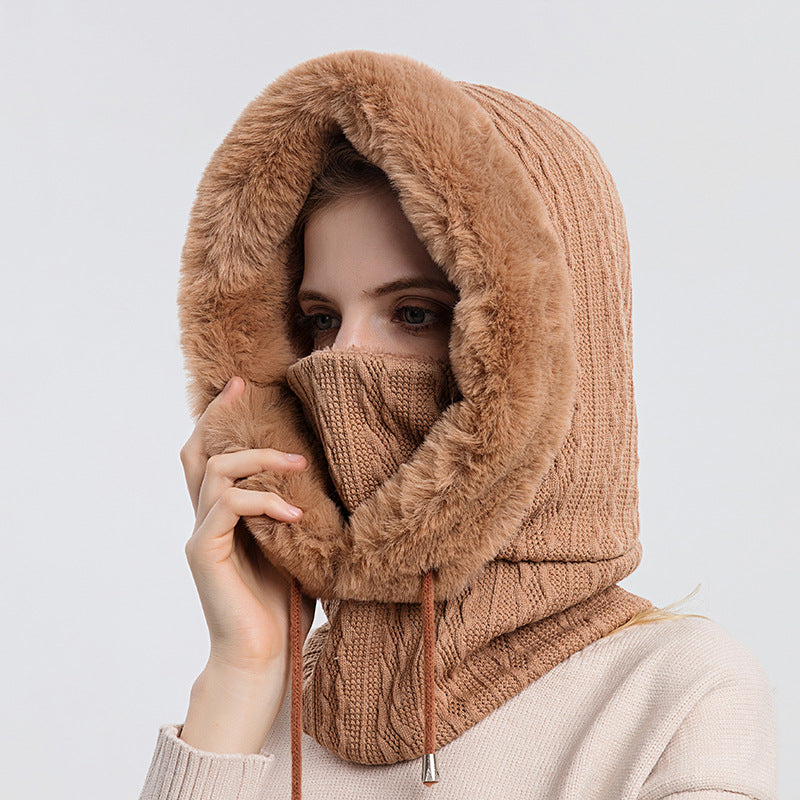 Gorro de Pelúcia Grosso com Cachecol e Capuz à Prova de Vento Feminino - Inverno