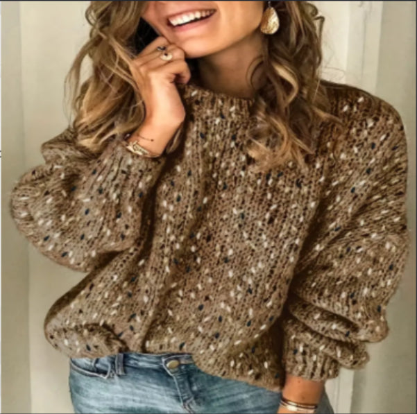 Suéter de Tricô com Bolinhas Solto de Manga Longa Feminino - Inverno