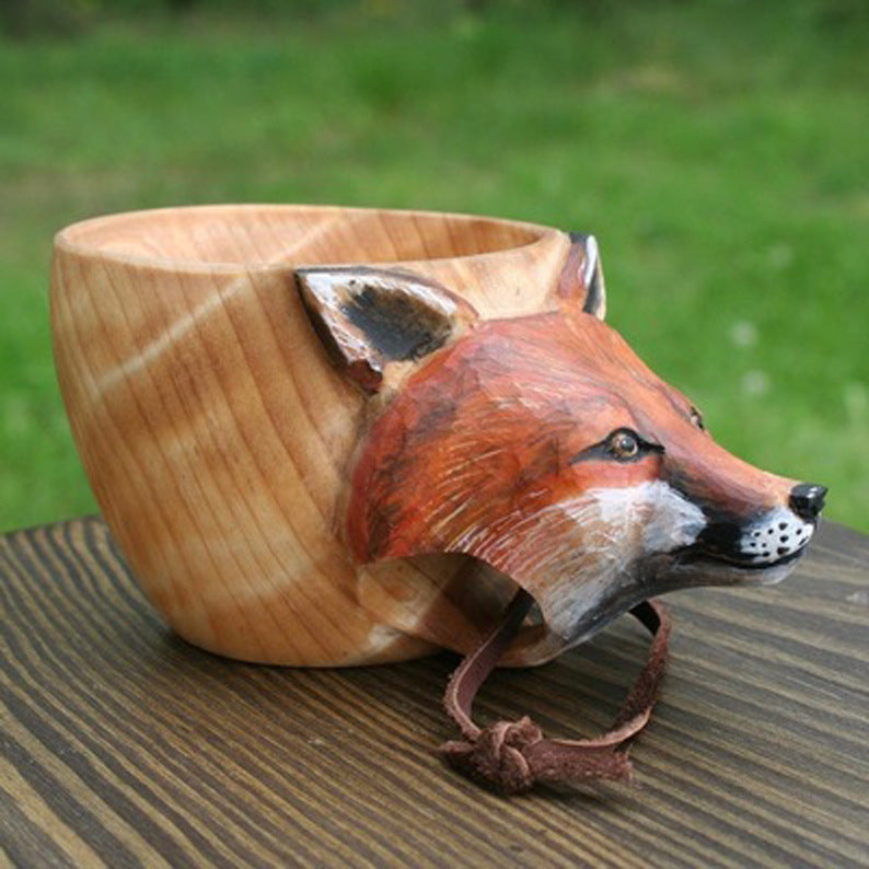 Caneca de Madeira Entalhada Estilo Kuksa