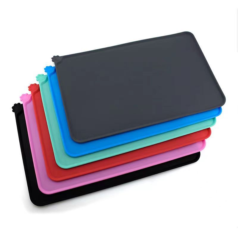 Tapete Individual de Silicone Plus Size Formato Patinha para Tigelas de Pets