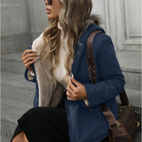 Parka com Capuz e Cintura Marcada Acolchoada e Isolante - Casaco de Inverno