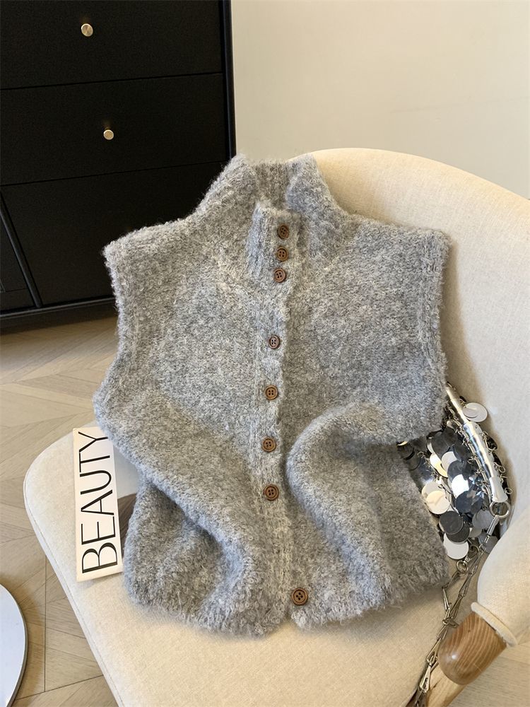 Colete de Tricô Liso Gola Alta com Botões - Estilo Coreano