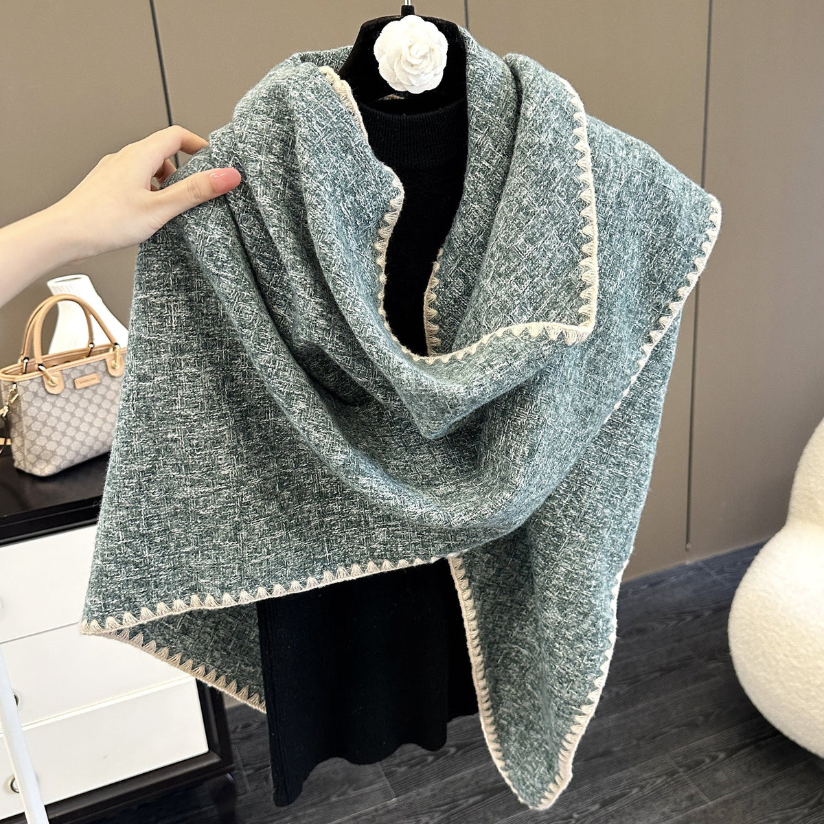 Cachecol de Outono e Inverno com Estilo Sofisticado para Uso ao Ar Livre
