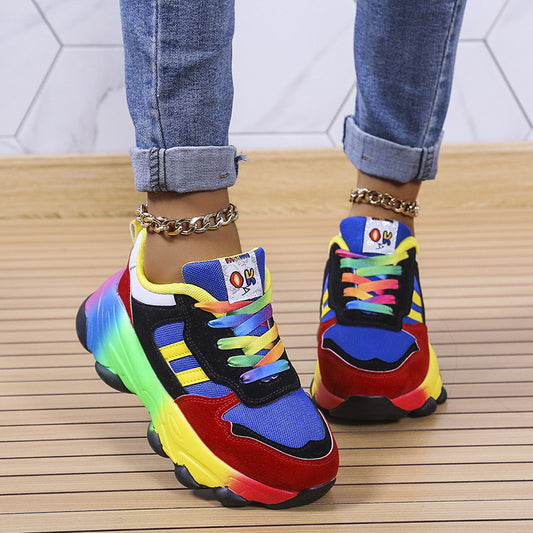 Tênis Feminino Colorido com Cadarço na Frente e Solado Grosso, Moda